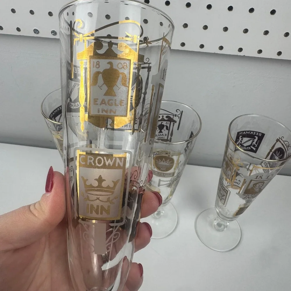 Vtg 1960s Libbey Heraldic Pub Pilsner Glasses Set 5 MCM Footed Colonial Tavern